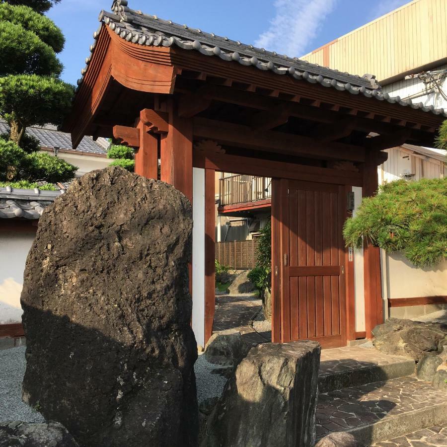Hotel まるで一国一城の主 佐藤邸 à Nichinan Extérieur photo